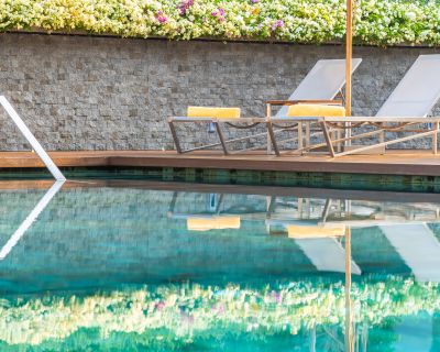 Kristallklar und Algenfrei: Wie Wasserqualität Ihr Garten-Wasserbecken transformiert